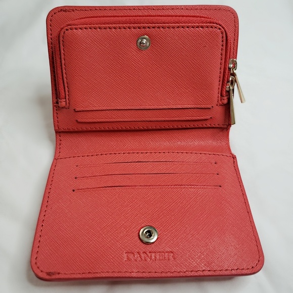 Danier Leather Wallet (Small) - Picture 1 of 4
